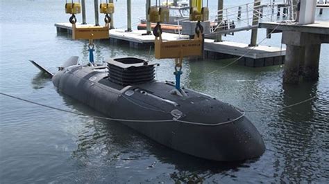 smallest submarines in us service.